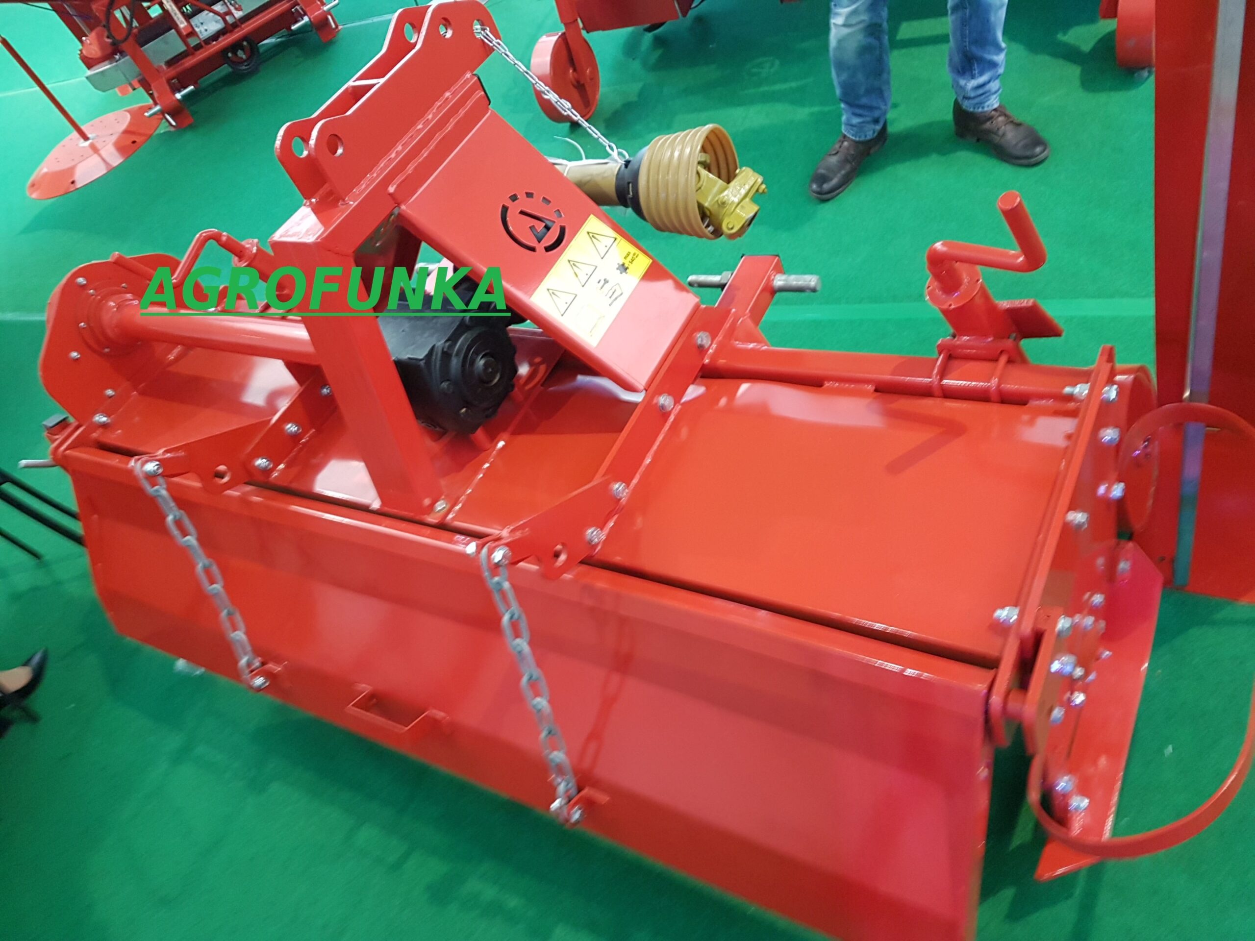 Glebogryzarka rzędowa Altro GZ – T 1800 truskawka - obrazek 3