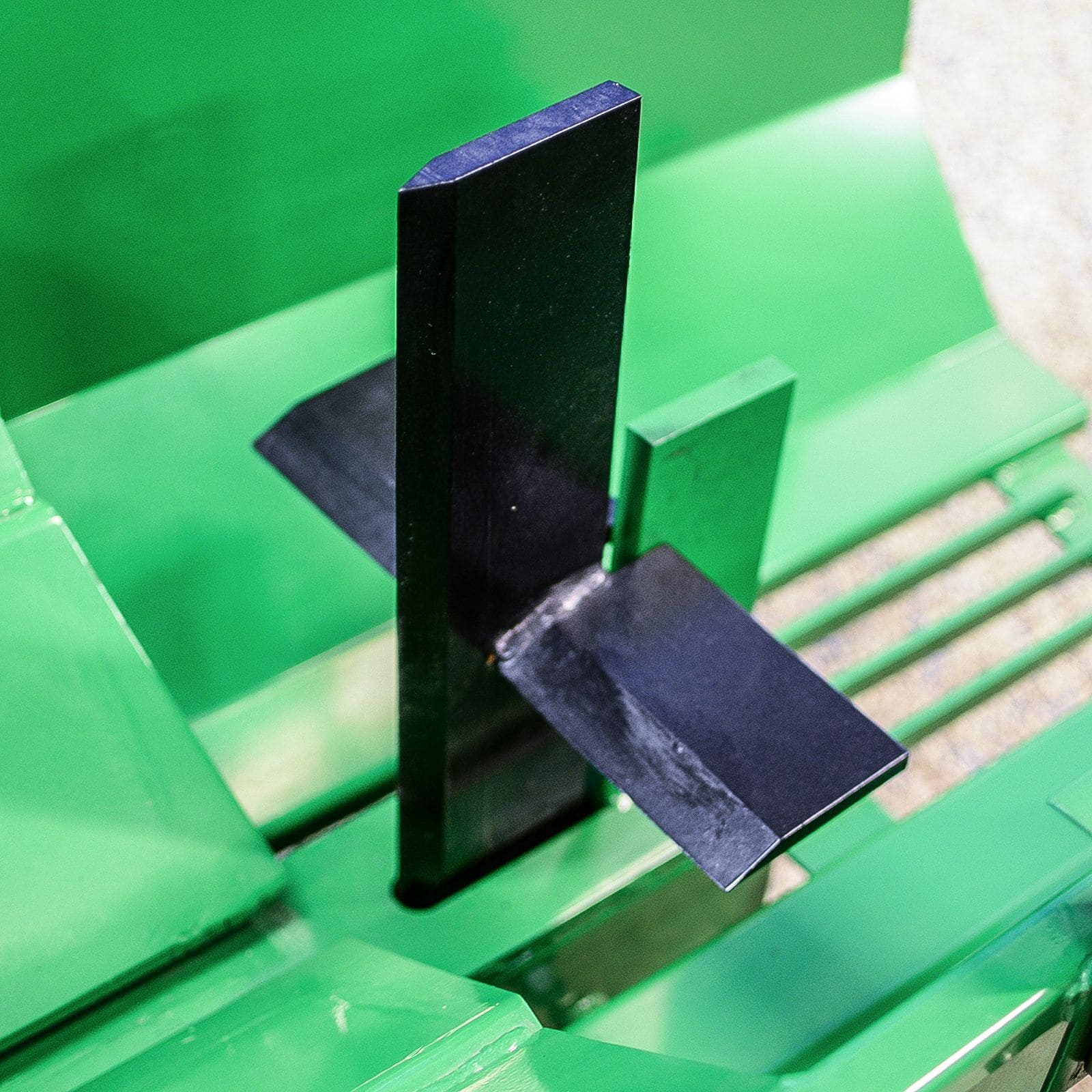 Elektryczny kombajn do drewna opałowego