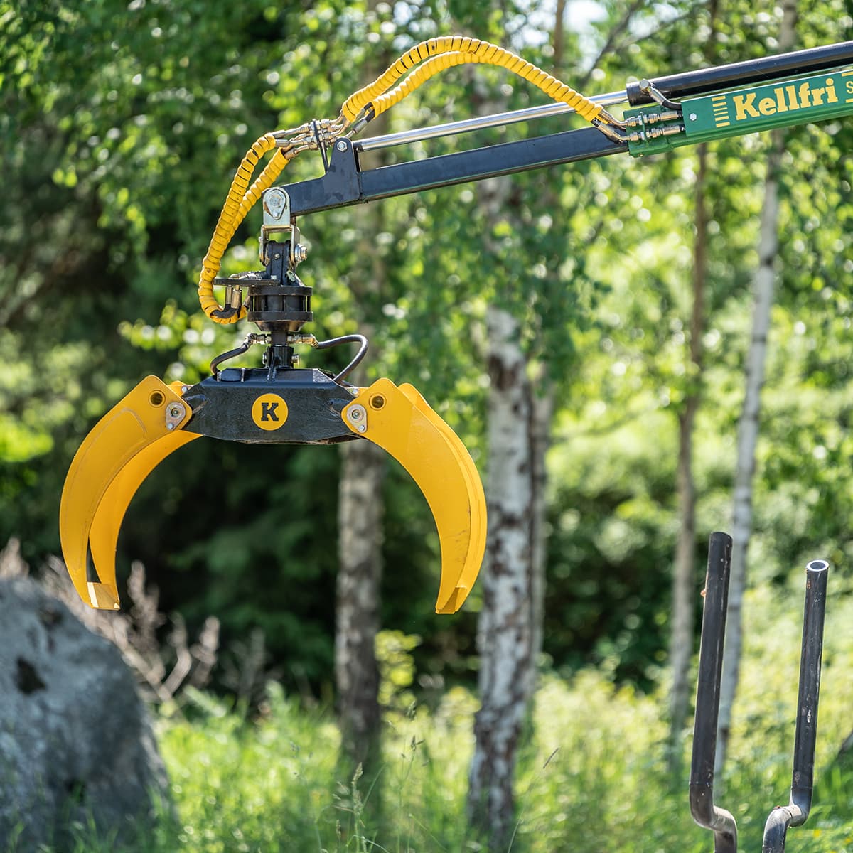 Przyczepa leśna 3 tony 4,2m żuraw