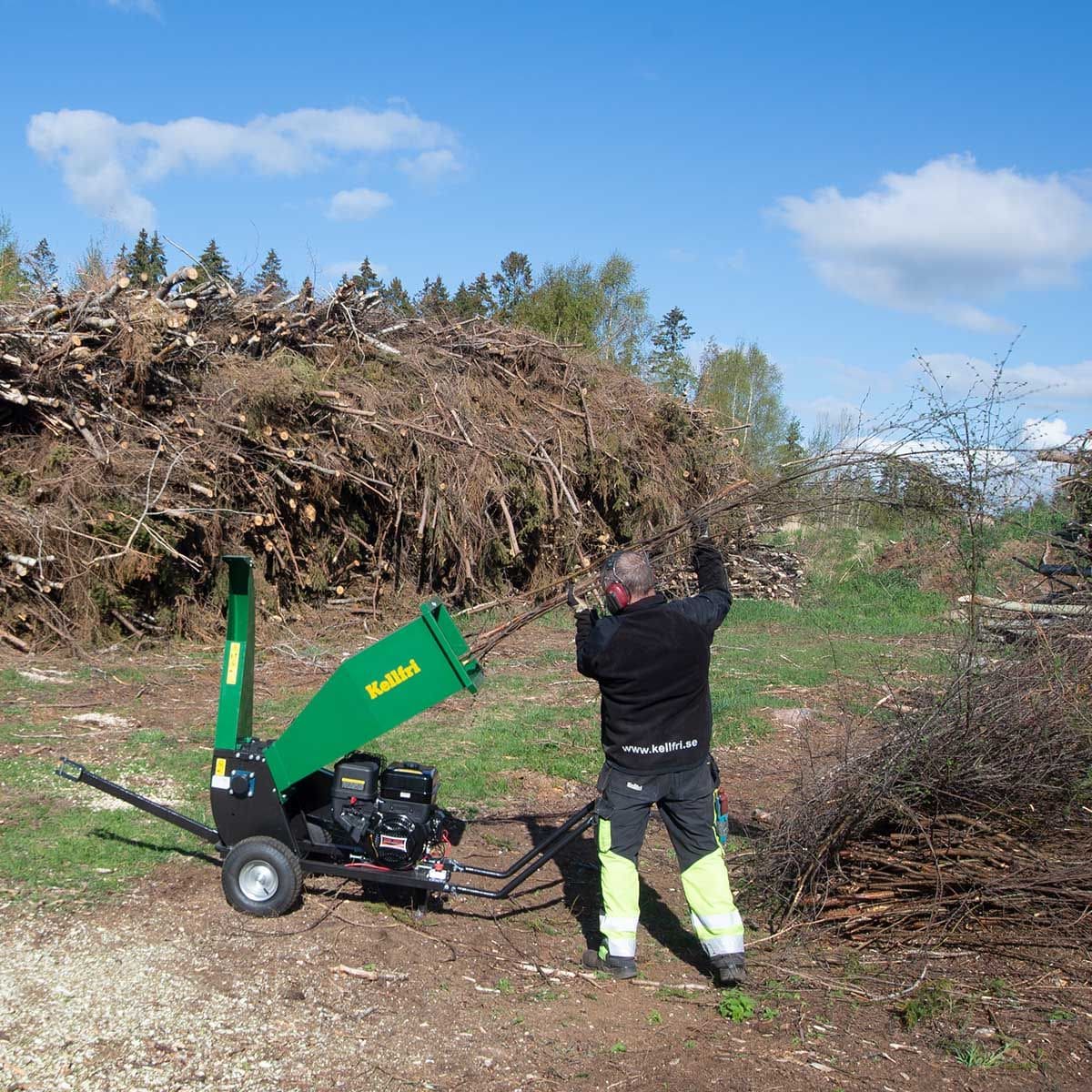 Rębak spalinowy - konary 8,5 cm